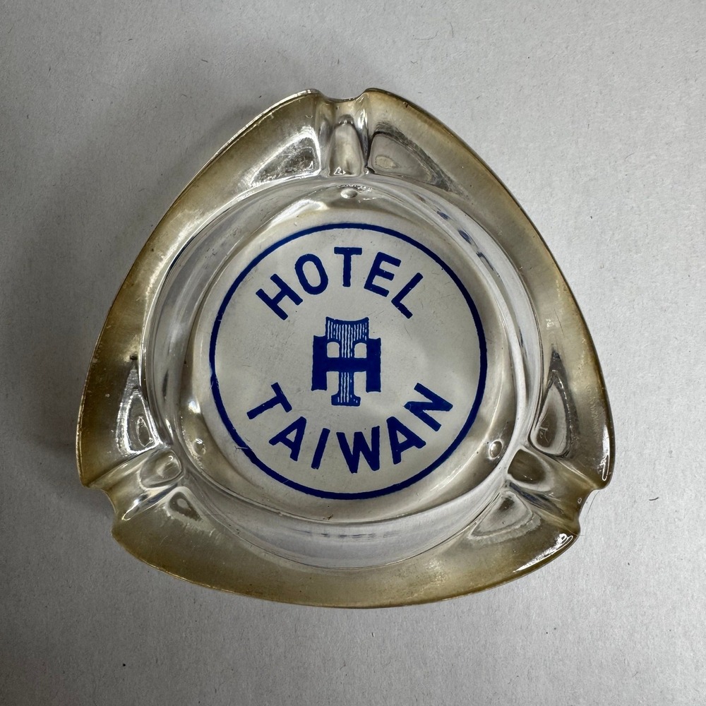 Vintage Hotel Taiwan Glass Ashtray Triangular Clear Blue Logo Tobacciana Travel‎